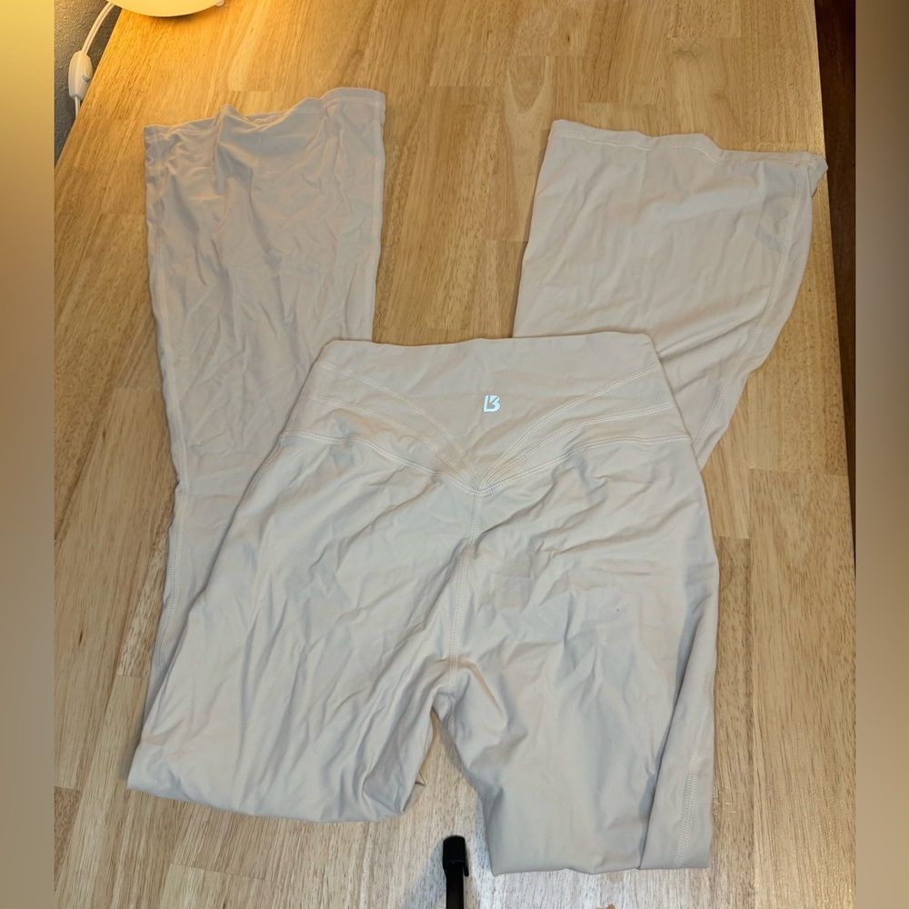 Buffbunny Flare Leggings